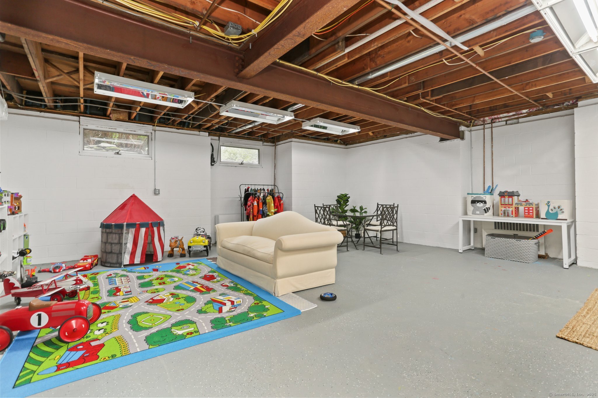 741 Riversville Road, Greenwich, Connecticut image 24