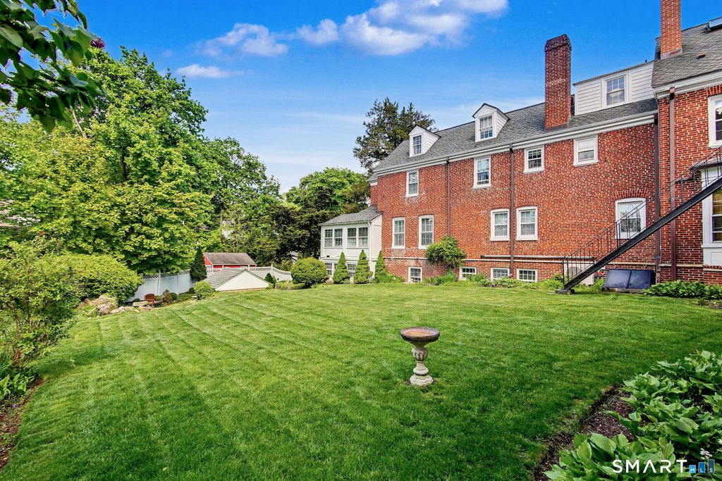 Photo of 24 Saint Johns Place #4, New Canaan, CT 06840 (MLS # 24174165)