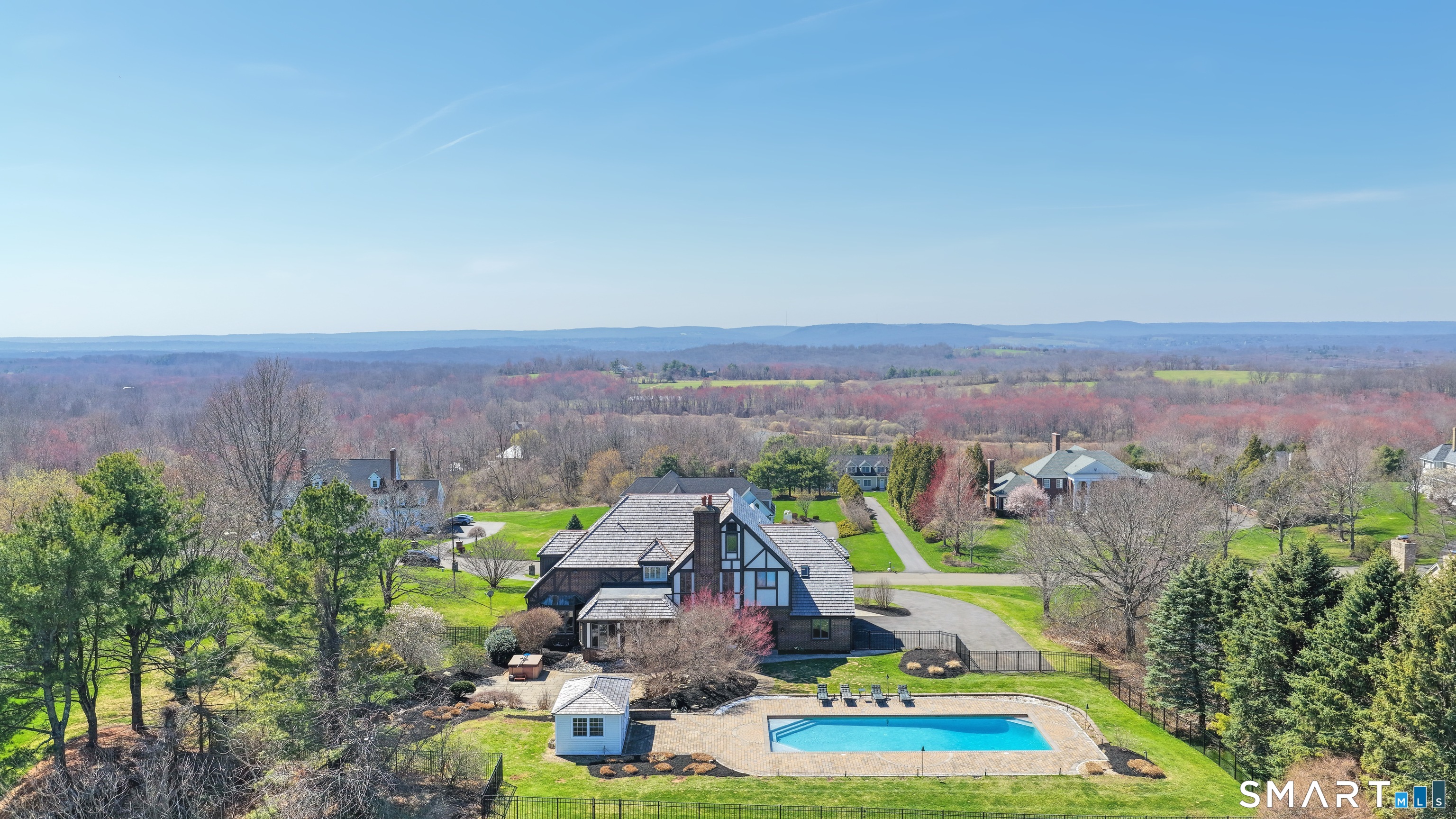 14 Turnberry Road