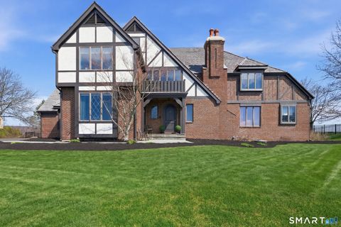 Photo of 14 Turnberry Road, Wallingford, CT 06492 (MLS # 24162999)