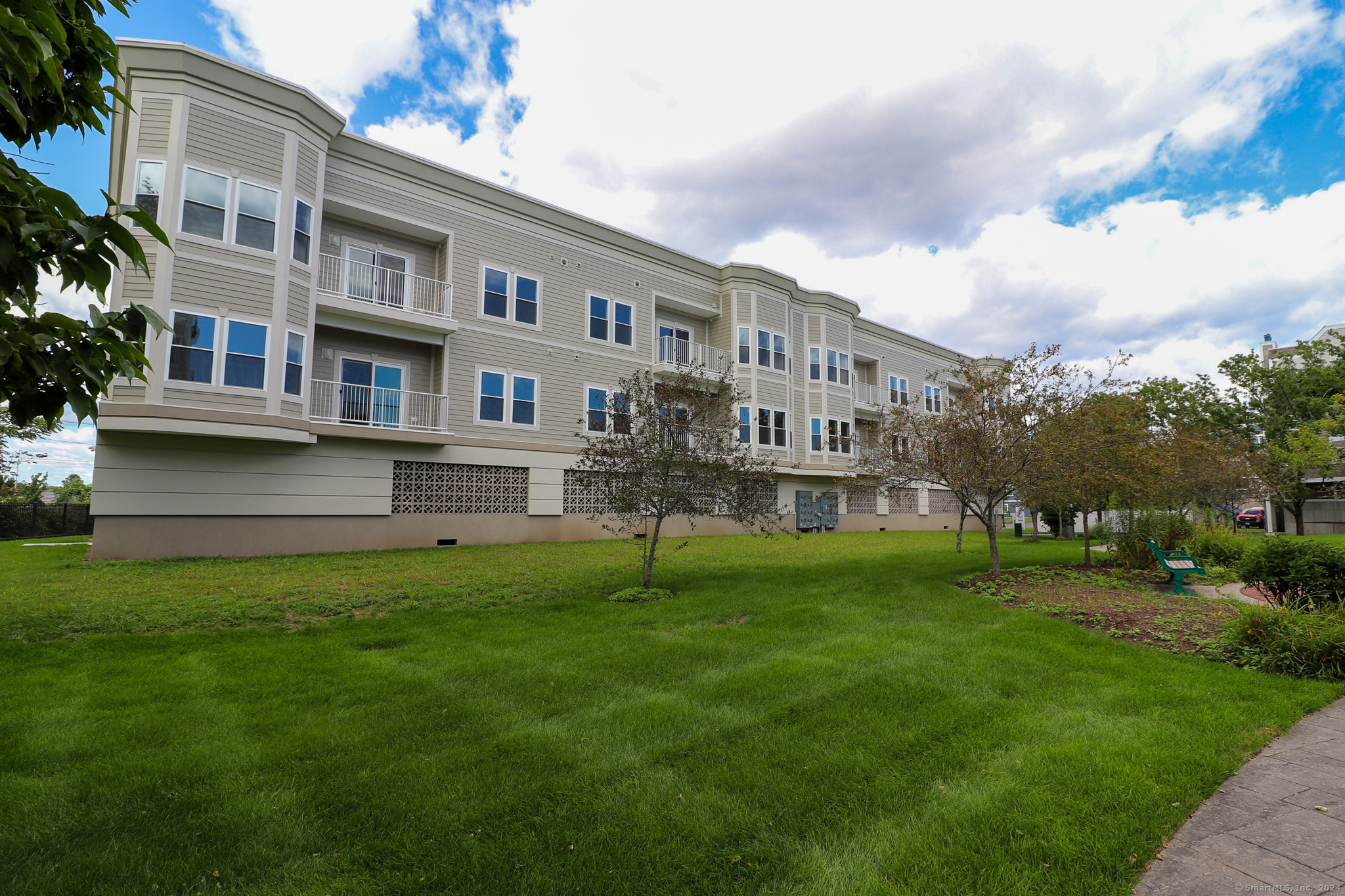 300 Harbour Close #R, New Haven, Connecticut image 22