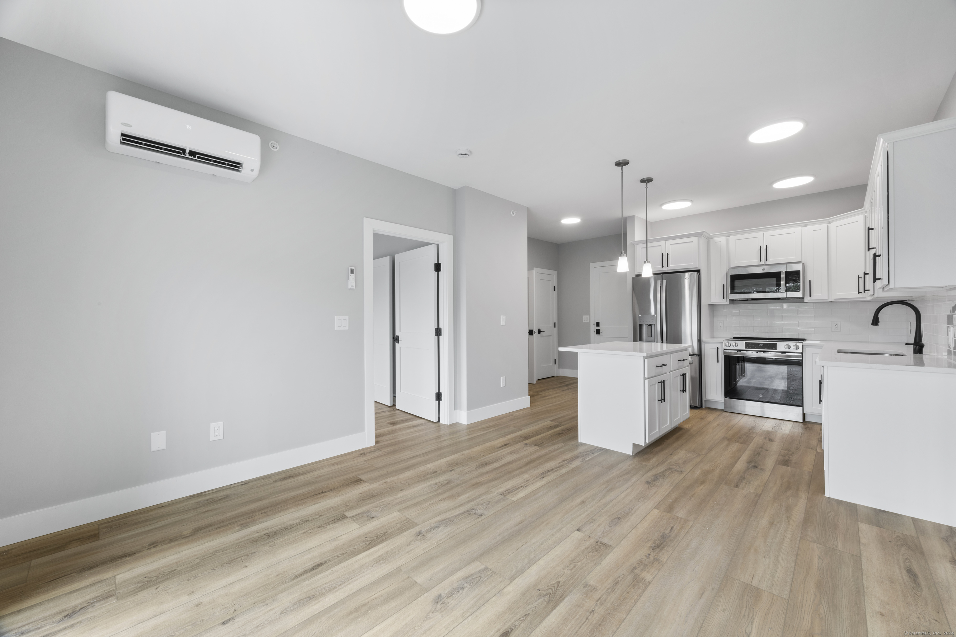300 Harbour Close #R, New Haven, Connecticut image 4