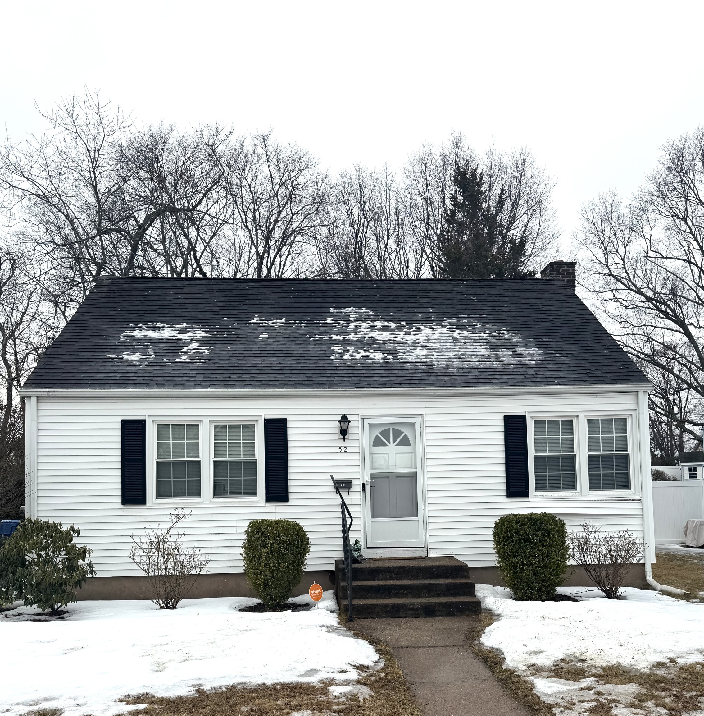 52 Linnmore Drive, Manchester, Connecticut image 1