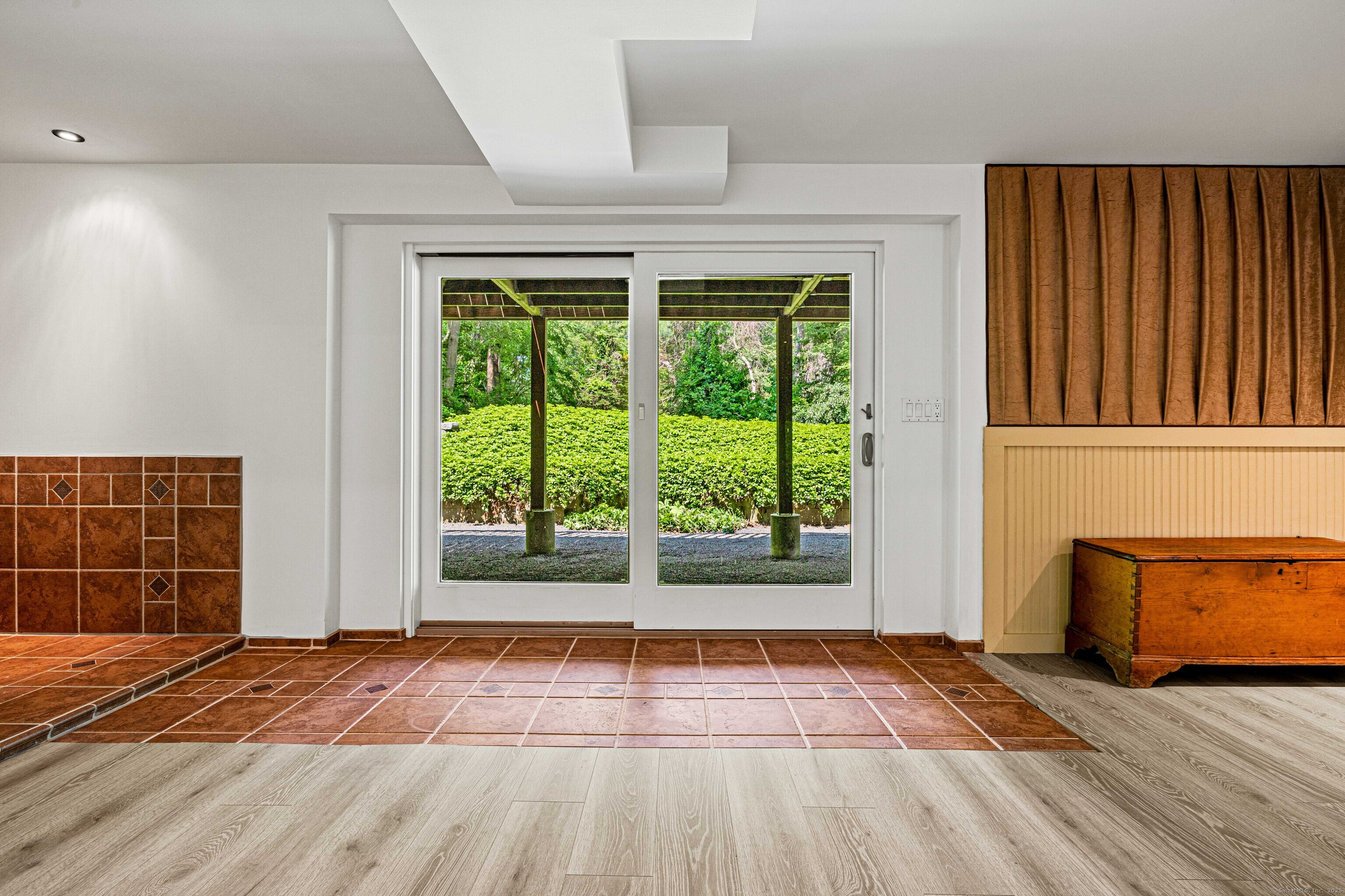 Old Saybrook, Connecticut 06475, United States, 3 Bedrooms Bedrooms, ,3 BathroomsBathrooms,Residential,Active,152747