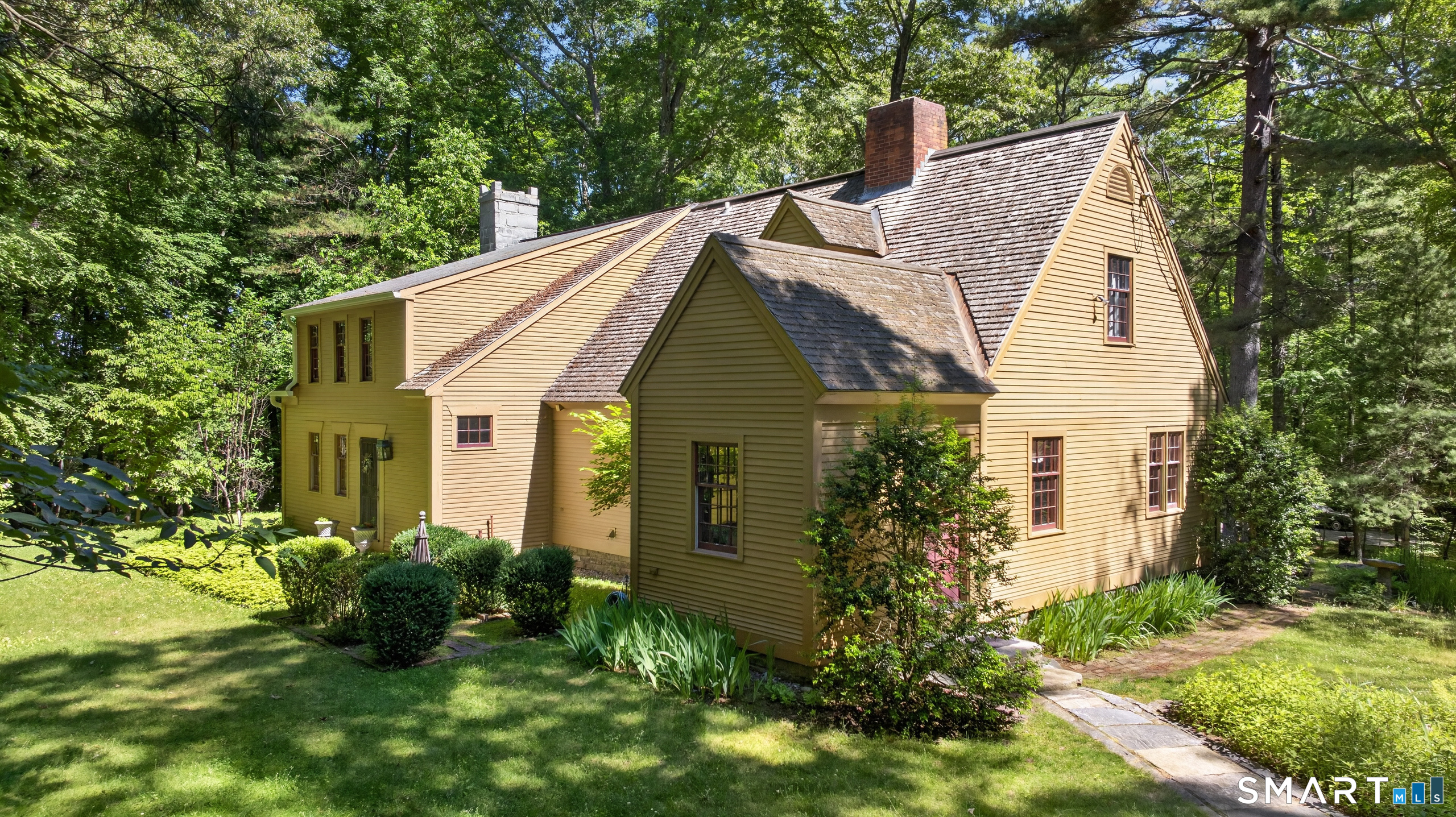 272 Horse Hill Road