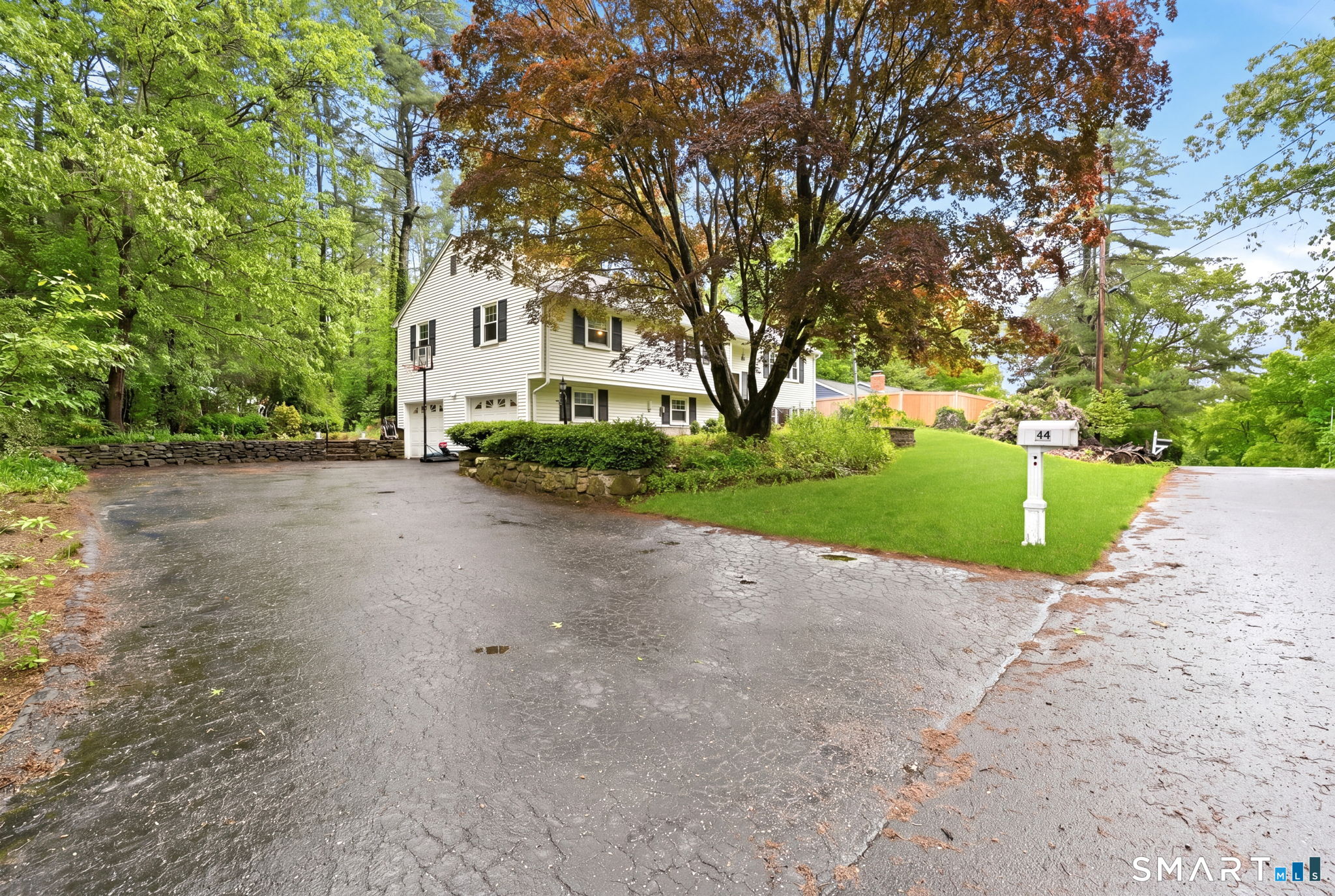 44 Old Colony Road