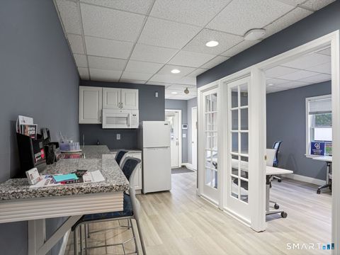 Tiny photo for 919 Stratford Avenue #STE 7, Stratford, CT 06615 (MLS # 24151760)