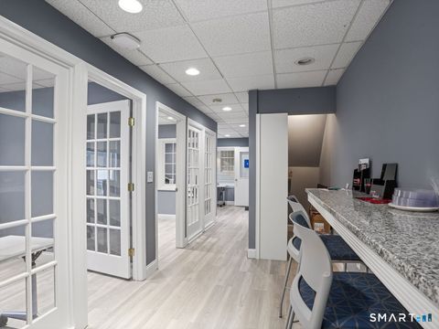 Tiny photo for 919 Stratford Avenue #STE 7, Stratford, CT 06615 (MLS # 24151760)