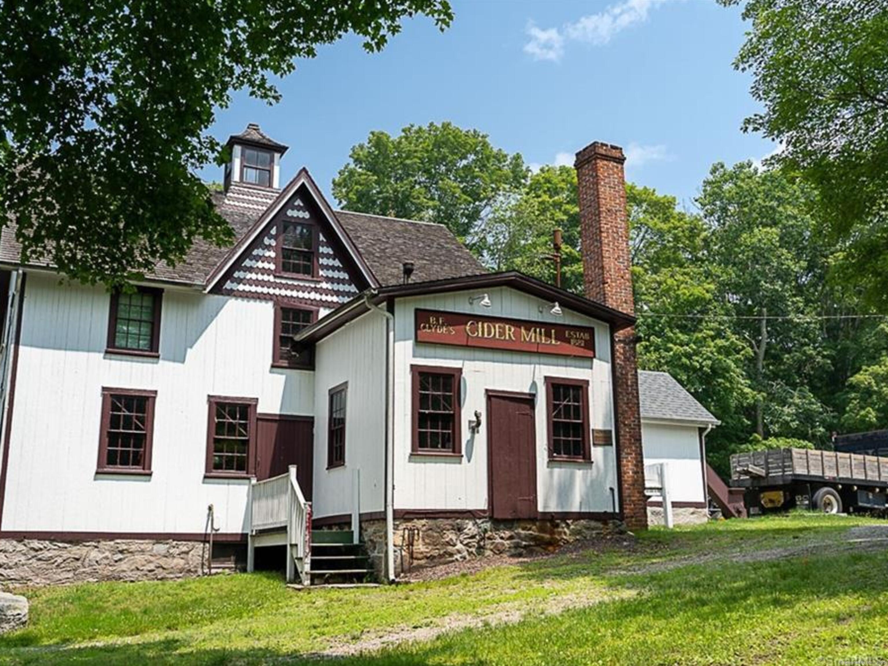 167 N Stonington Road, Stonington, Connecticut image 38