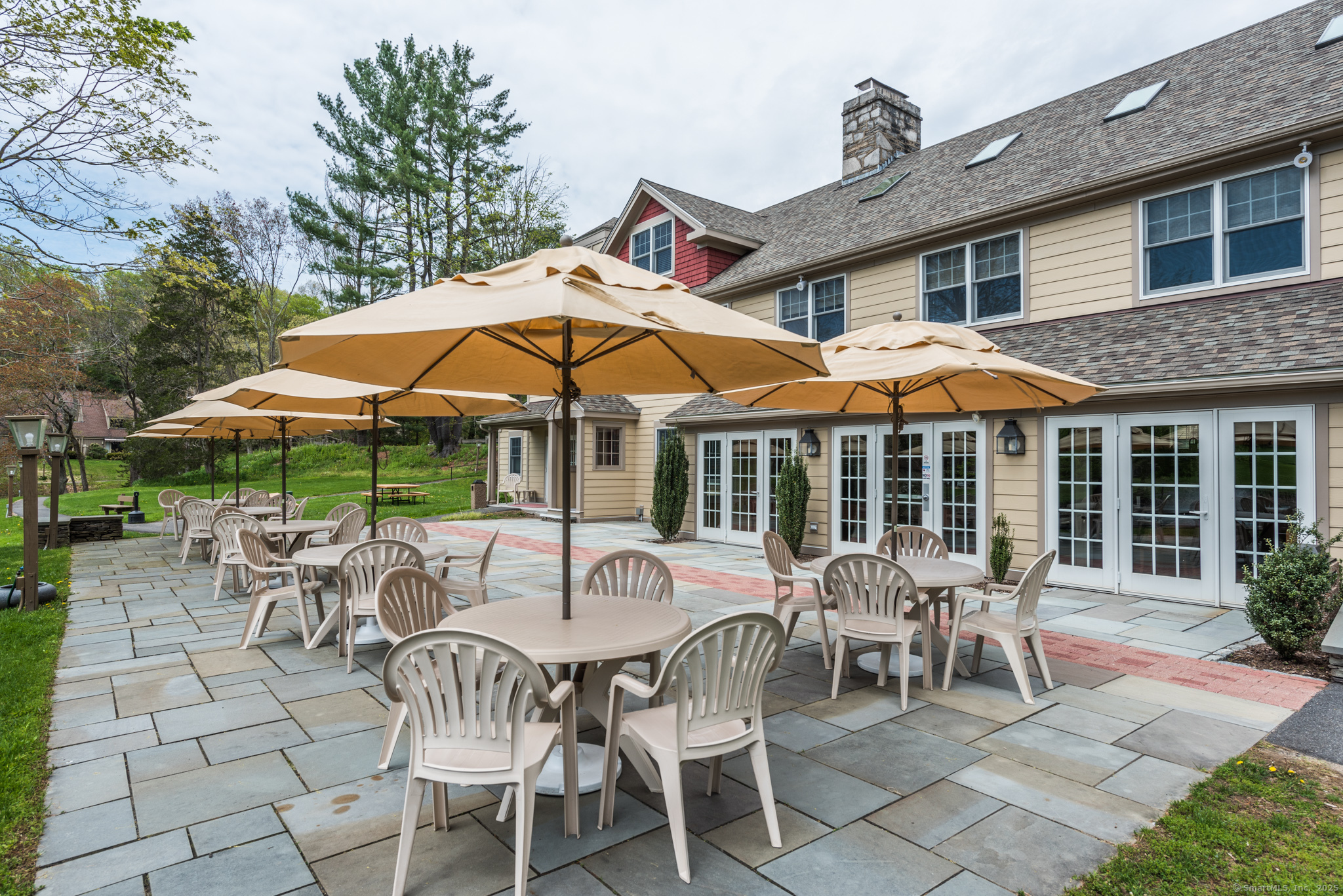 78 Heritage Village #A, Southbury, Connecticut image 26