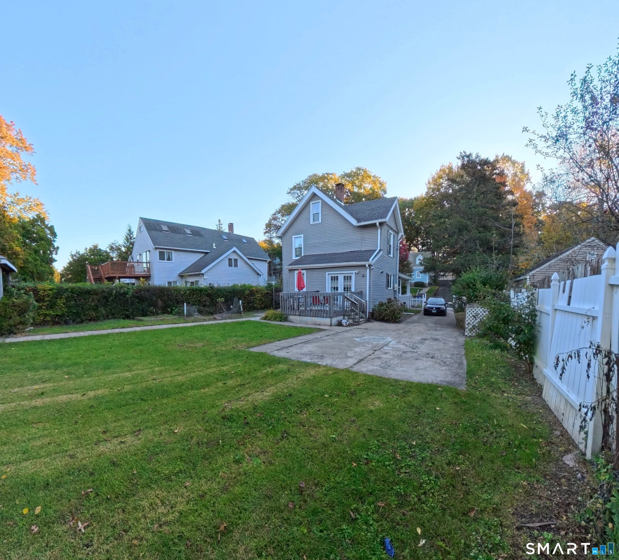 492 Russell Street