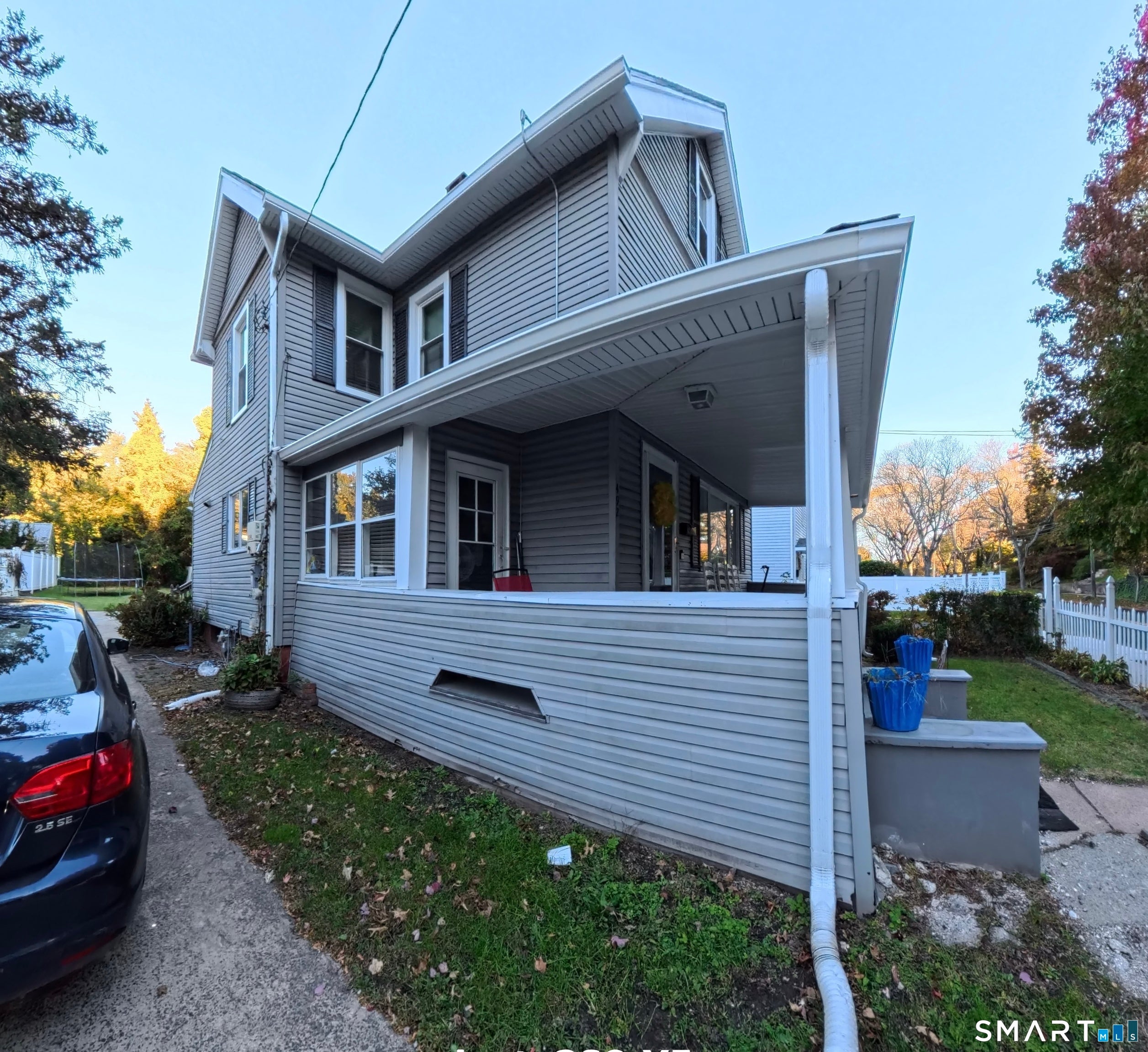 492 Russell Street