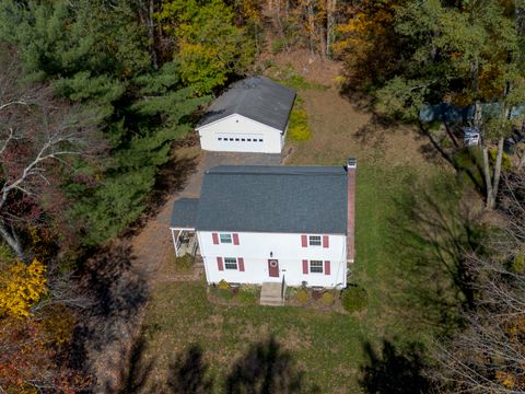 Tiny photo for 60 Simonds Avenue, Canton, CT 06019 (MLS # 24134337)