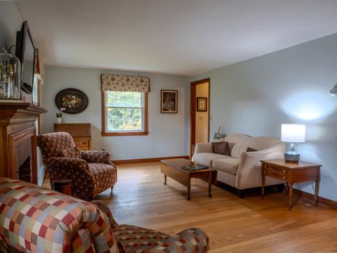 Tiny photo for 60 Simonds Avenue, Canton, CT 06019 (MLS # 24134337)