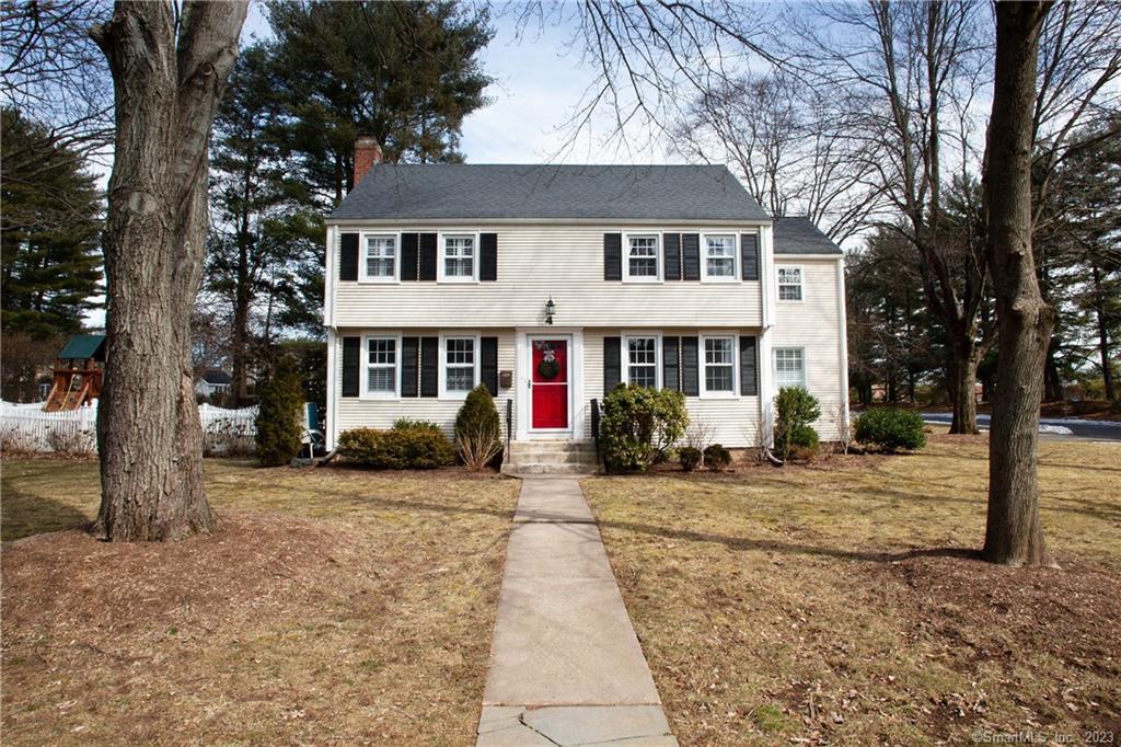 Photo 1 of 38 of 4 Winterset Lane house
