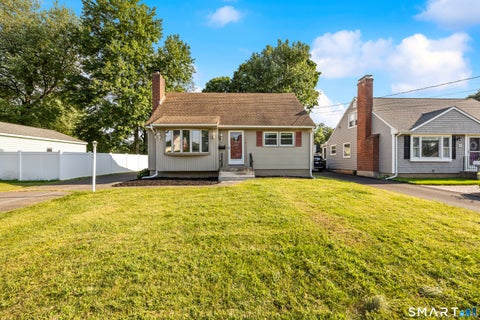 Photo of 39 Whiteside Street, Newington, CT 06111 (MLS # 24203156)