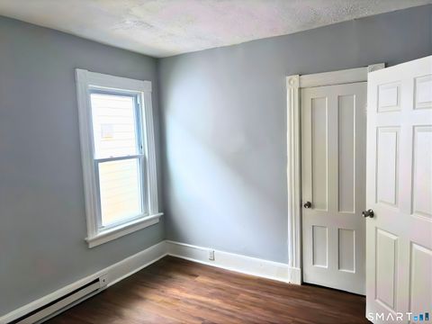 Tiny photo for 186 Farren Avenue #2, New Haven, CT 06513 (MLS # 24173157)