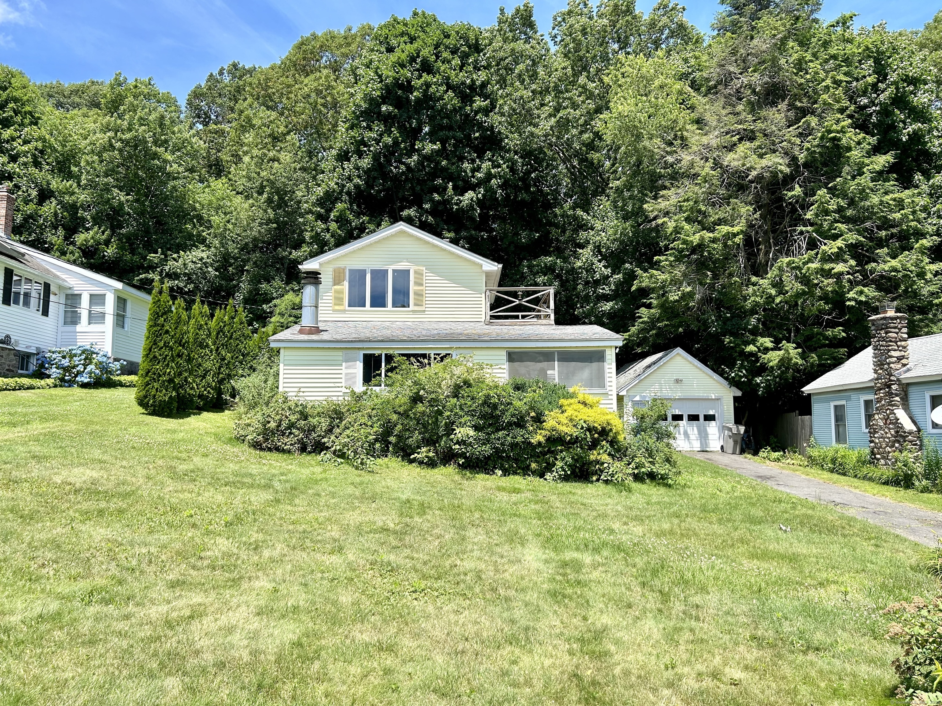 27 Donovan Court, Bristol, Connecticut image 4