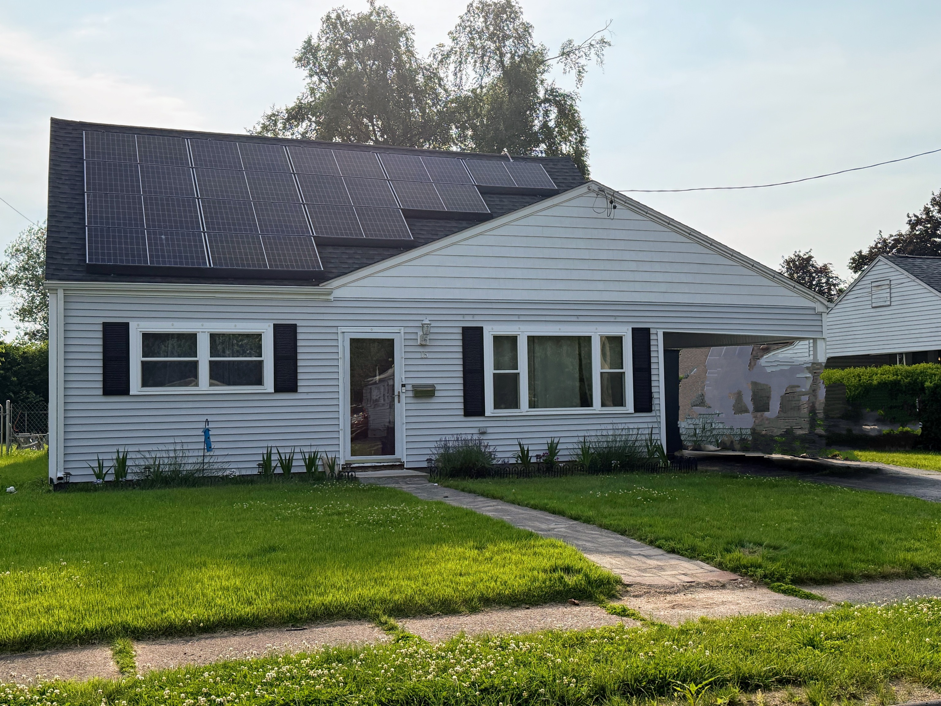 Property for Sale at Britt Road, East Hartford, Connecticut - Bedrooms: 4 
Bathrooms: 2 
Rooms: 7  - $300,000