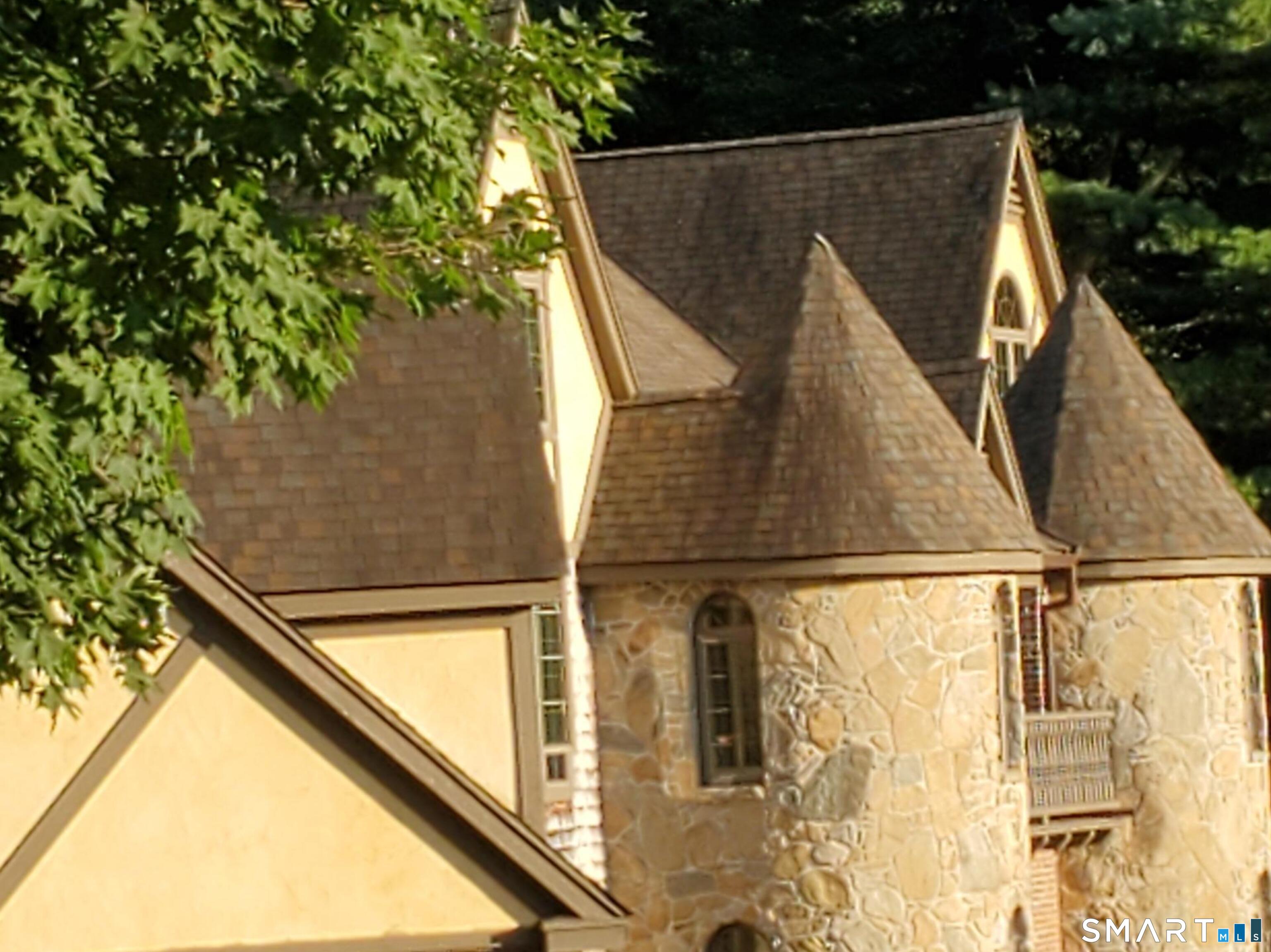 152 & 156 Whitehall Avenue