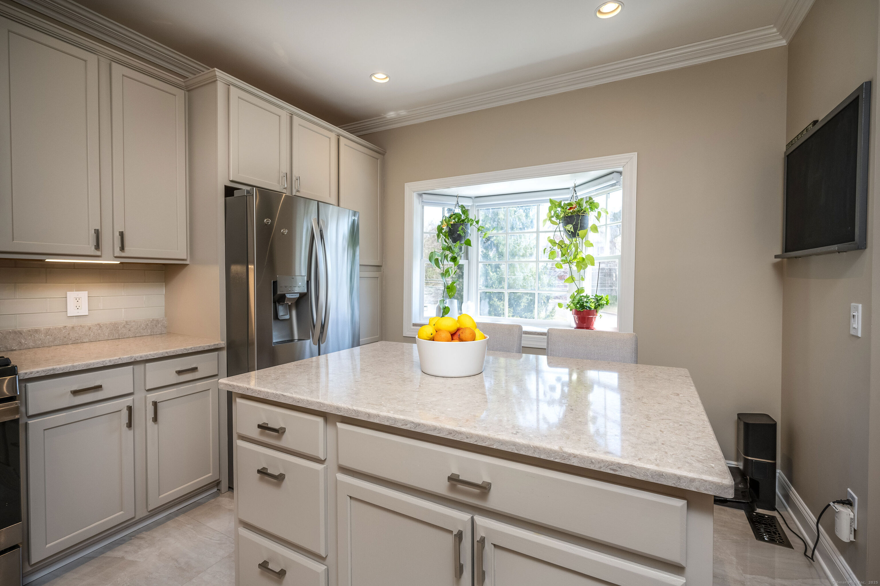 48 E Hayestown Road #APT 204, Danbury, Connecticut image 8