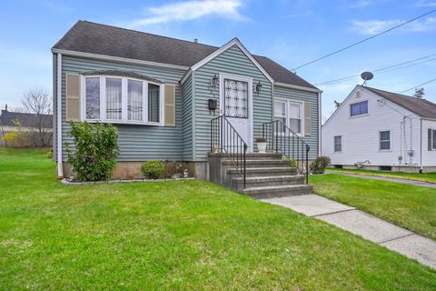 MLS: 24089005