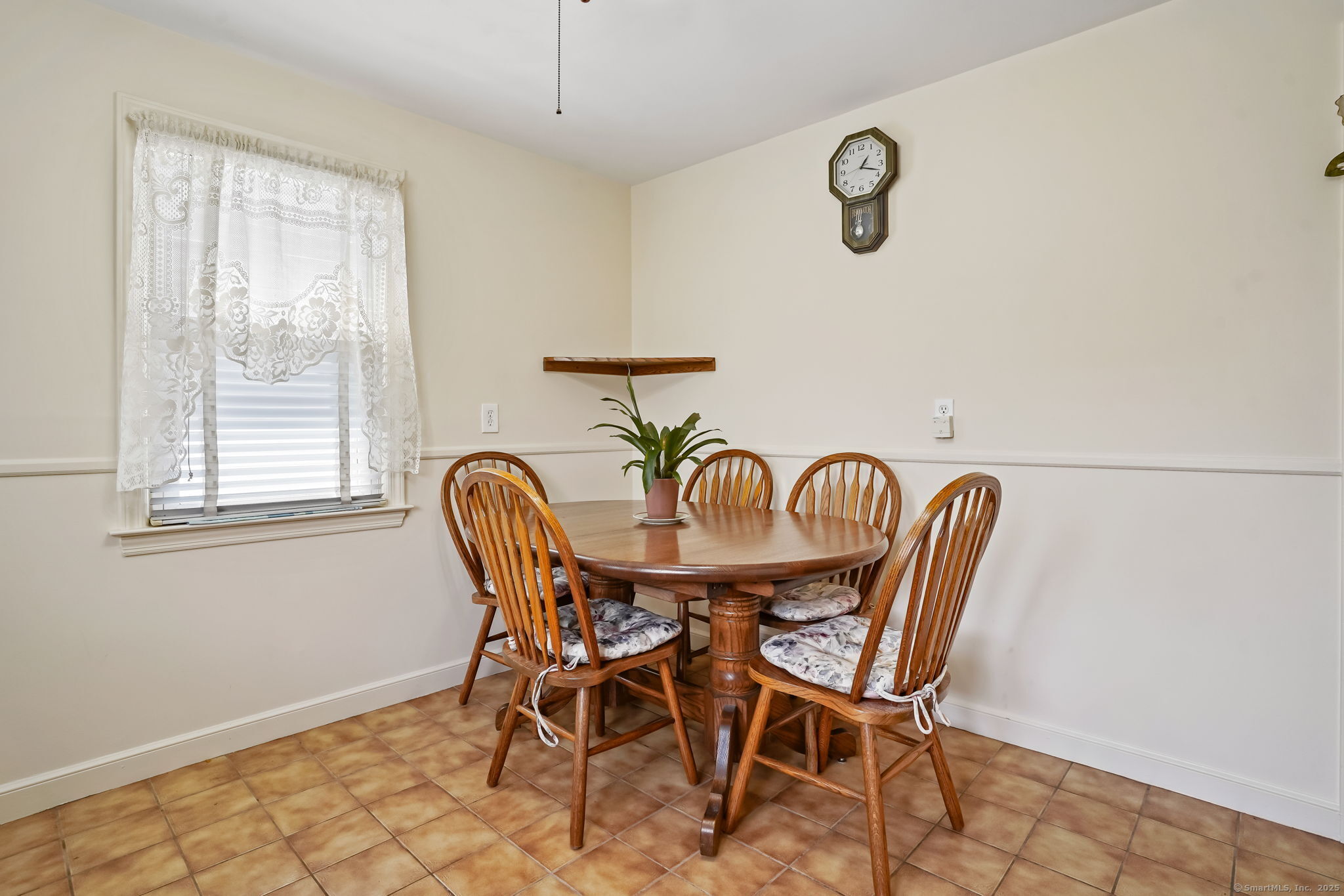 535 Jewett Avenue, Bridgeport, Connecticut image 9