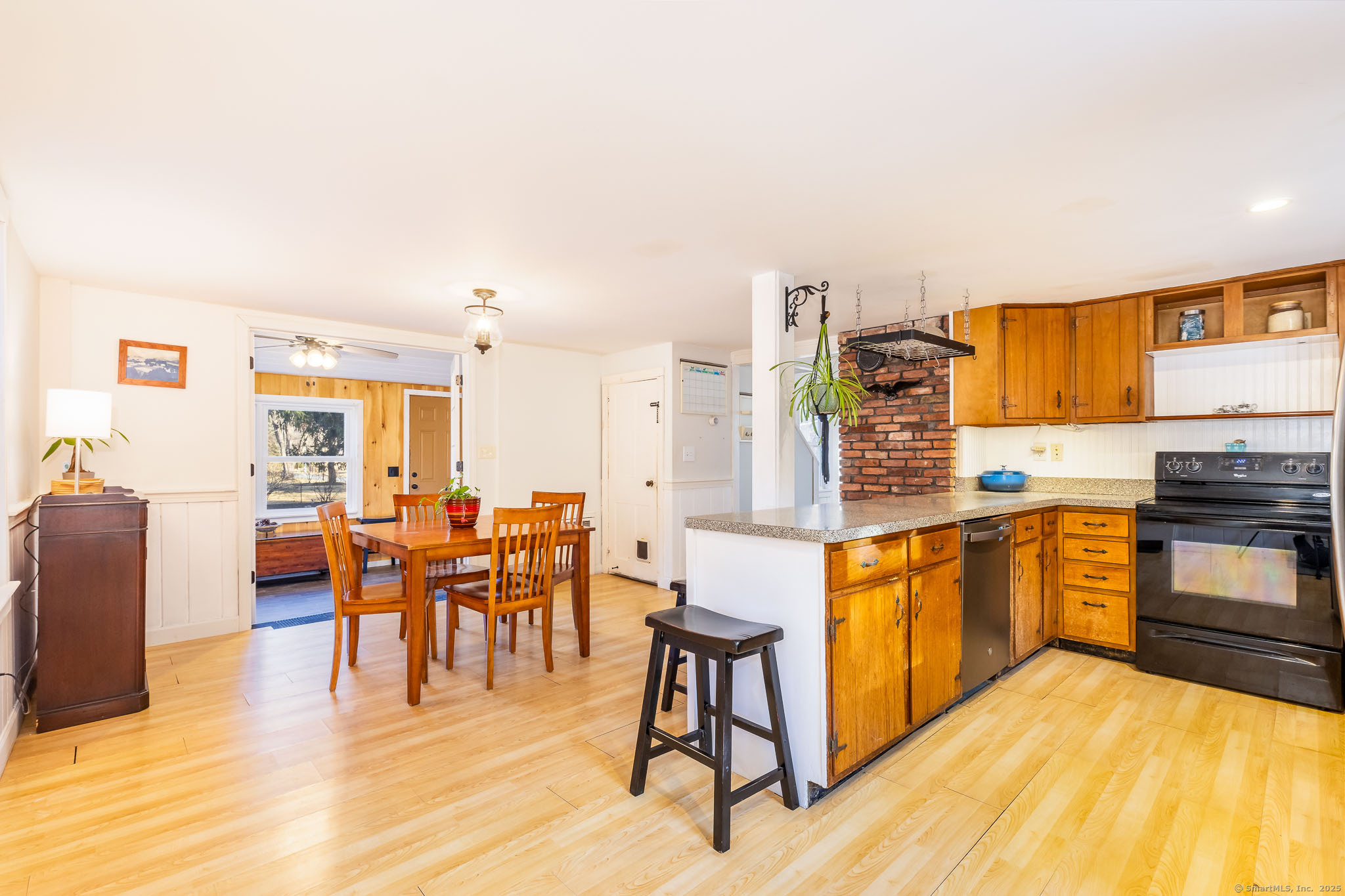 171 Maple Hollow Road, New Hartford, Connecticut image 8