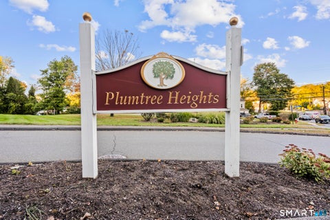 Tiny photo for 33 Deer Run #33, Bethel, CT 06801 (MLS # 24212449)