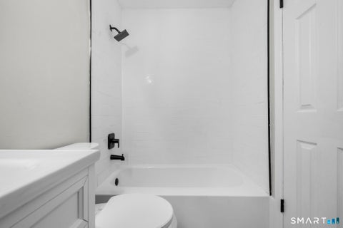 Tiny photo for 33 Deer Run #33, Bethel, CT 06801 (MLS # 24212449)