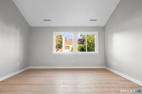 Tiny photo for 33 Deer Run #33, Bethel, CT 06801 (MLS # 24212449)