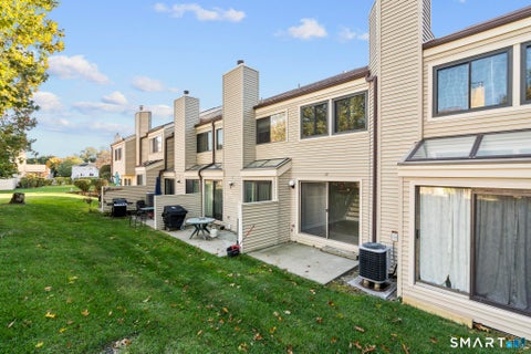 Tiny photo for 33 Deer Run #33, Bethel, CT 06801 (MLS # 24212449)