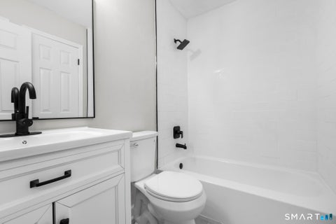 Tiny photo for 33 Deer Run #33, Bethel, CT 06801 (MLS # 24212449)