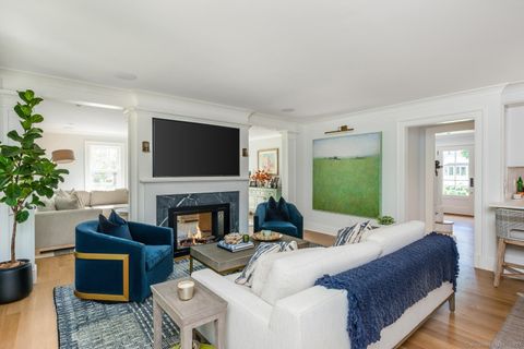 Tiny photo for 5 Mayflower Road, Darien, CT 06820 (MLS # 24131141)