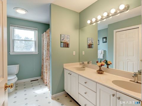 Tiny photo for 283 Fairway Crossing, Glastonbury, CT 06033 (MLS # 24162786)