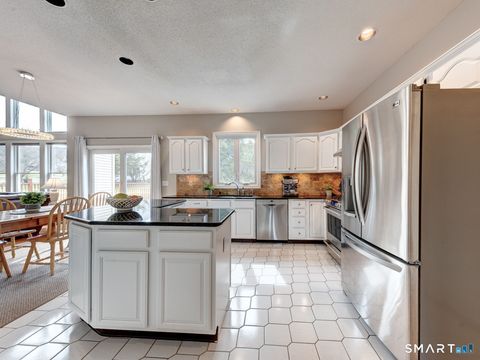 Tiny photo for 283 Fairway Crossing, Glastonbury, CT 06033 (MLS # 24162786)