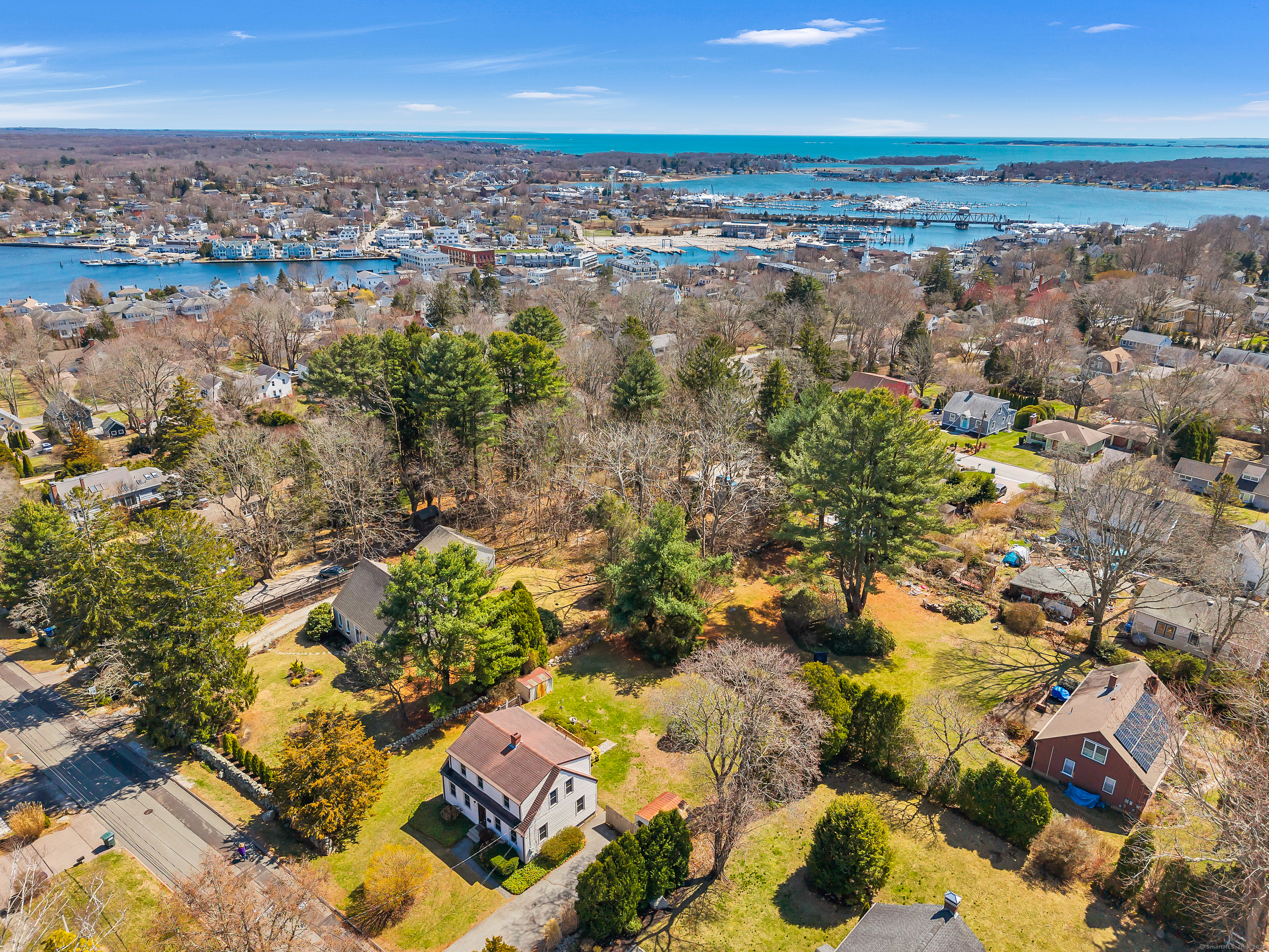 21 Godfrey Street, Groton, Connecticut image 2