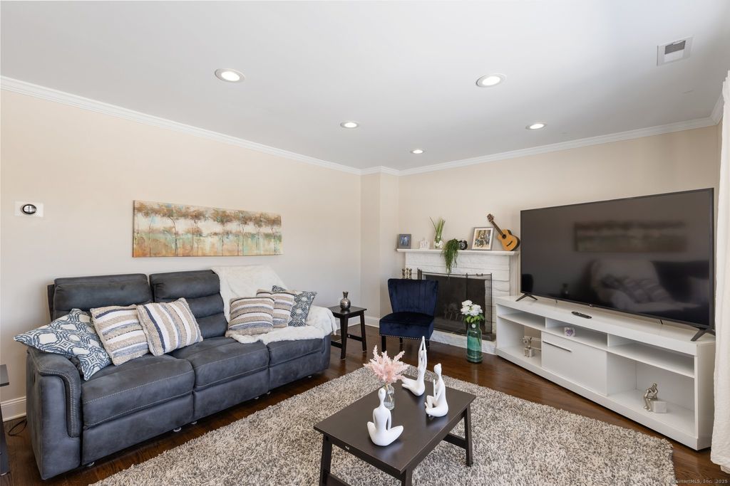 Photo of 95 Training Hill Road, Middletown, CT 06457 (MLS # 24142311)