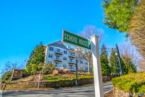 Photo of 26 Schoolhouse Drive #308, West Hartford, CT 06110 (MLS # 24160805)