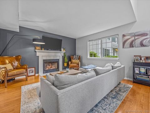 Tiny photo for 3 Apple Way, Madison, CT 06443 (MLS # 24143018)