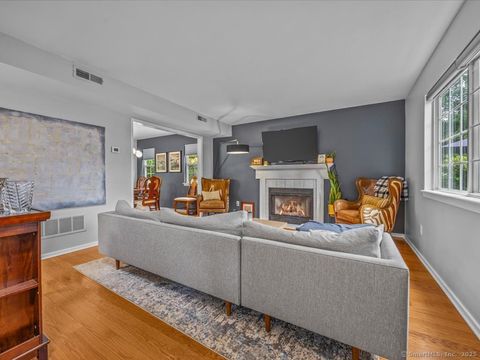 Tiny photo for 3 Apple Way, Madison, CT 06443 (MLS # 24143018)