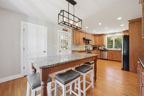 Tiny photo for 10 Buckboard Ridge, Bethel, CT 06801 (MLS # 24134148)