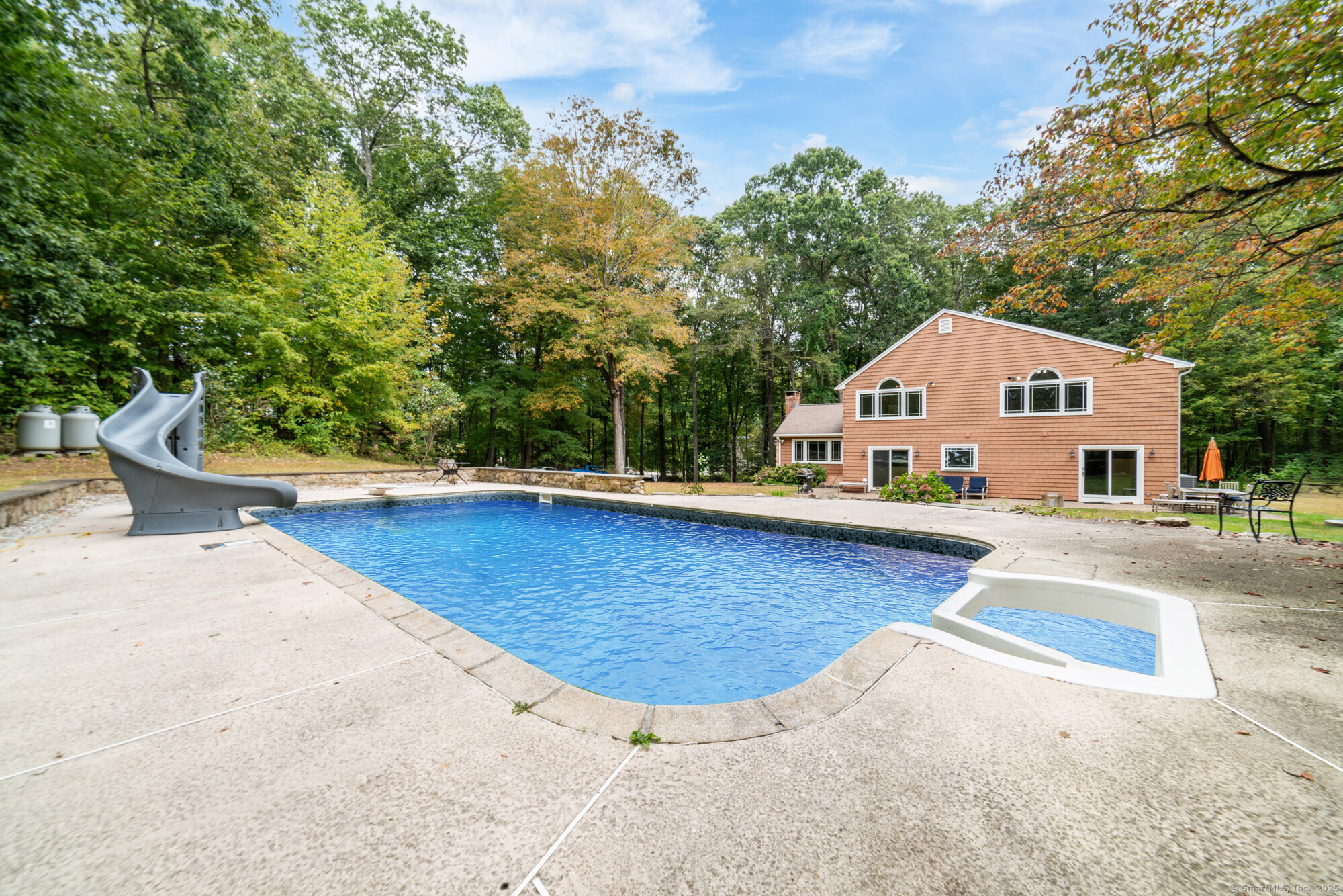 47 Mistletoe Drive