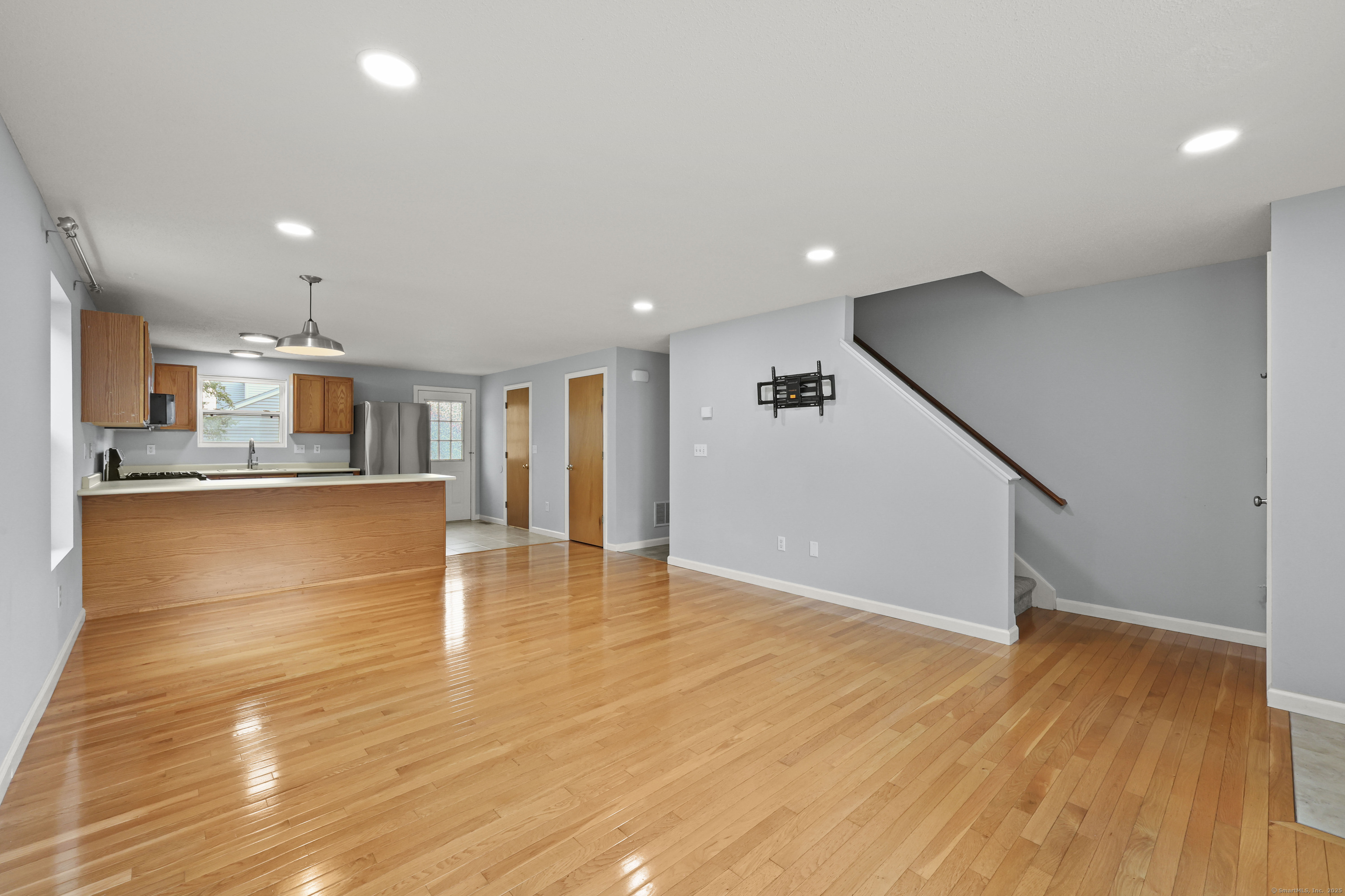 5 Holly Lane 5