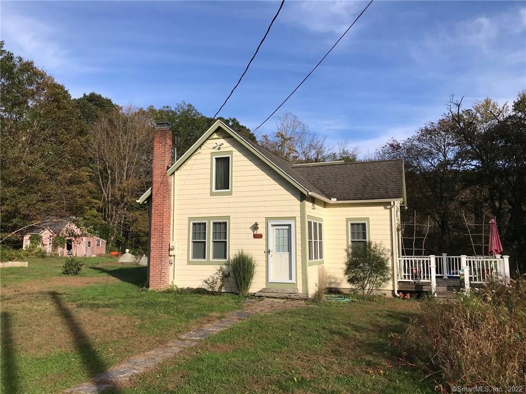 Photo 1 of 142 Pepper Street, Monroe, Connecticut, $1,950, Web #: 170129303