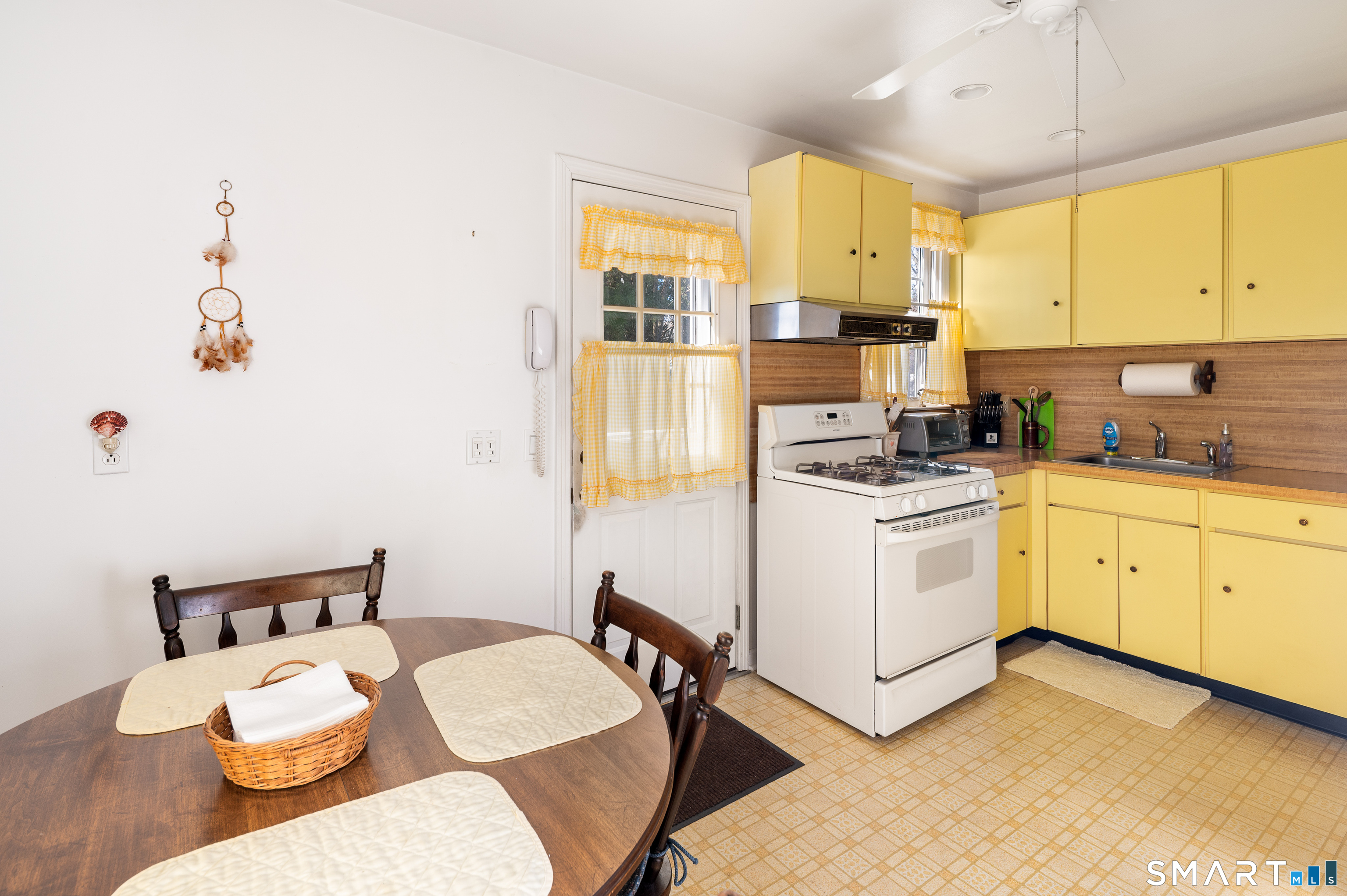 453 Sylvan Knoll Road