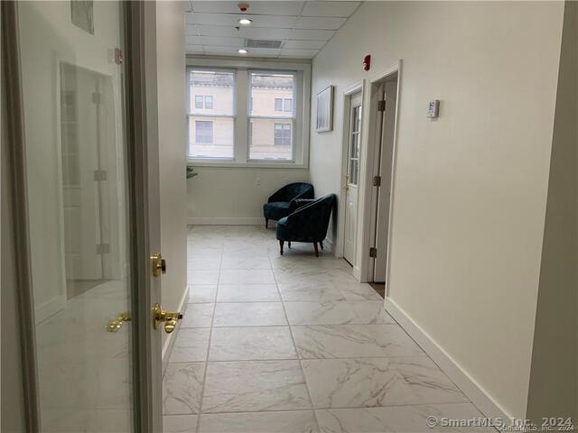 61 Colony Street Office