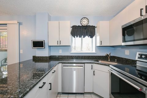 Tiny photo for 925 Oronoke Road #29A, Waterbury, CT 06708 (MLS # 24138452)