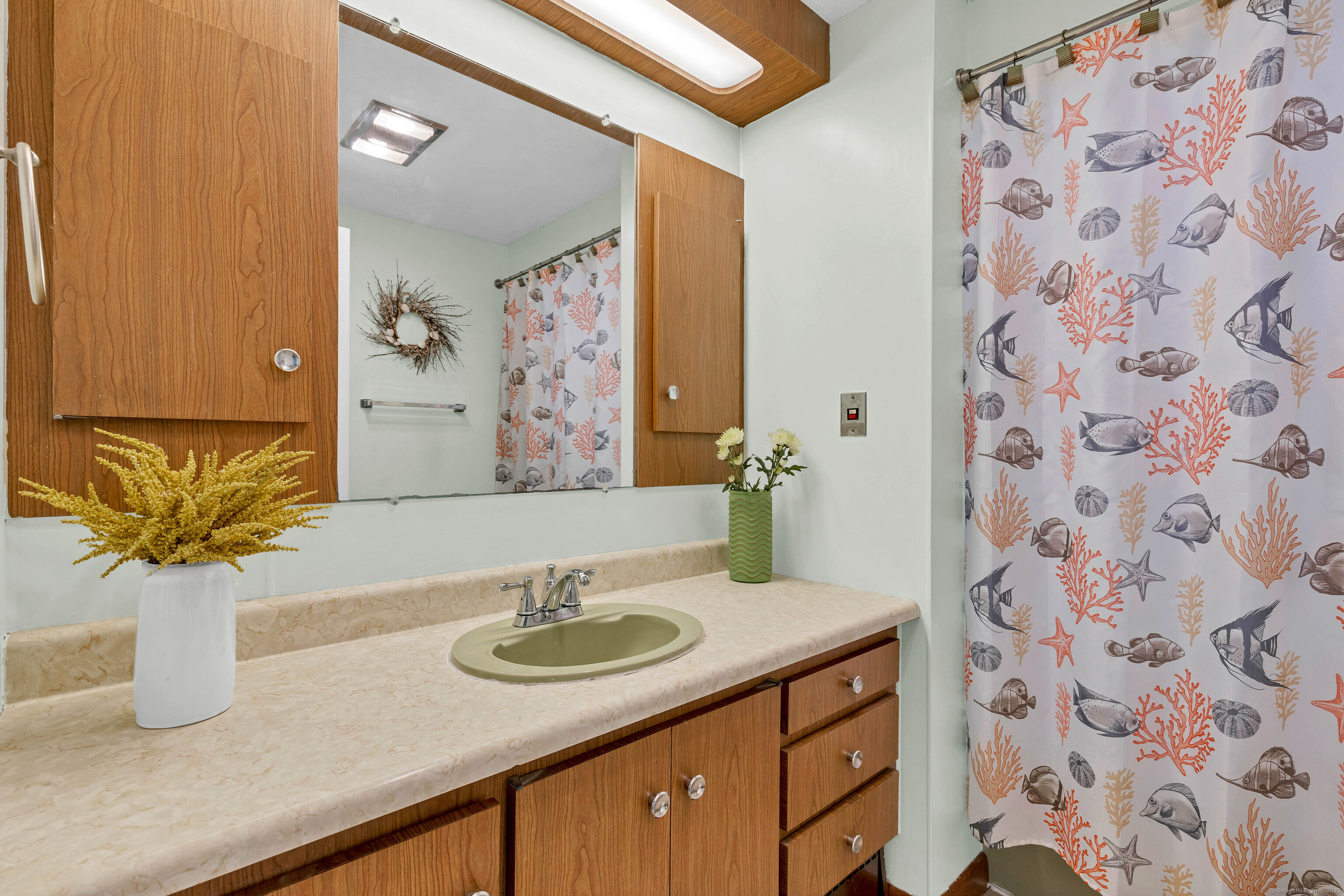 44 Monroe Street, Waterford, Connecticut image 25