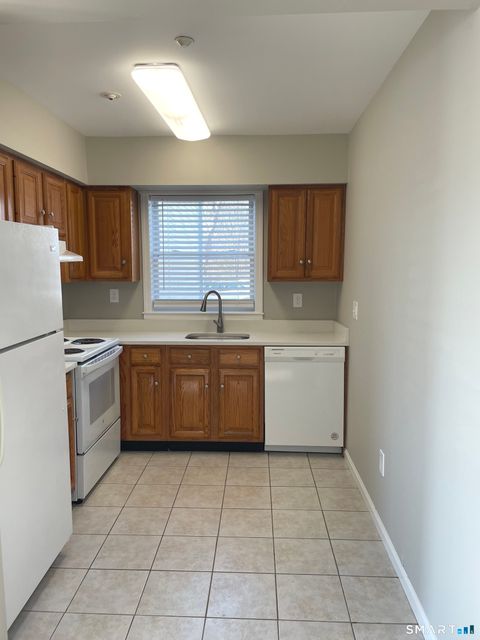 Tiny photo for 5 Terrace Place #B, New Milford, CT 06776 (MLS # 24150173)